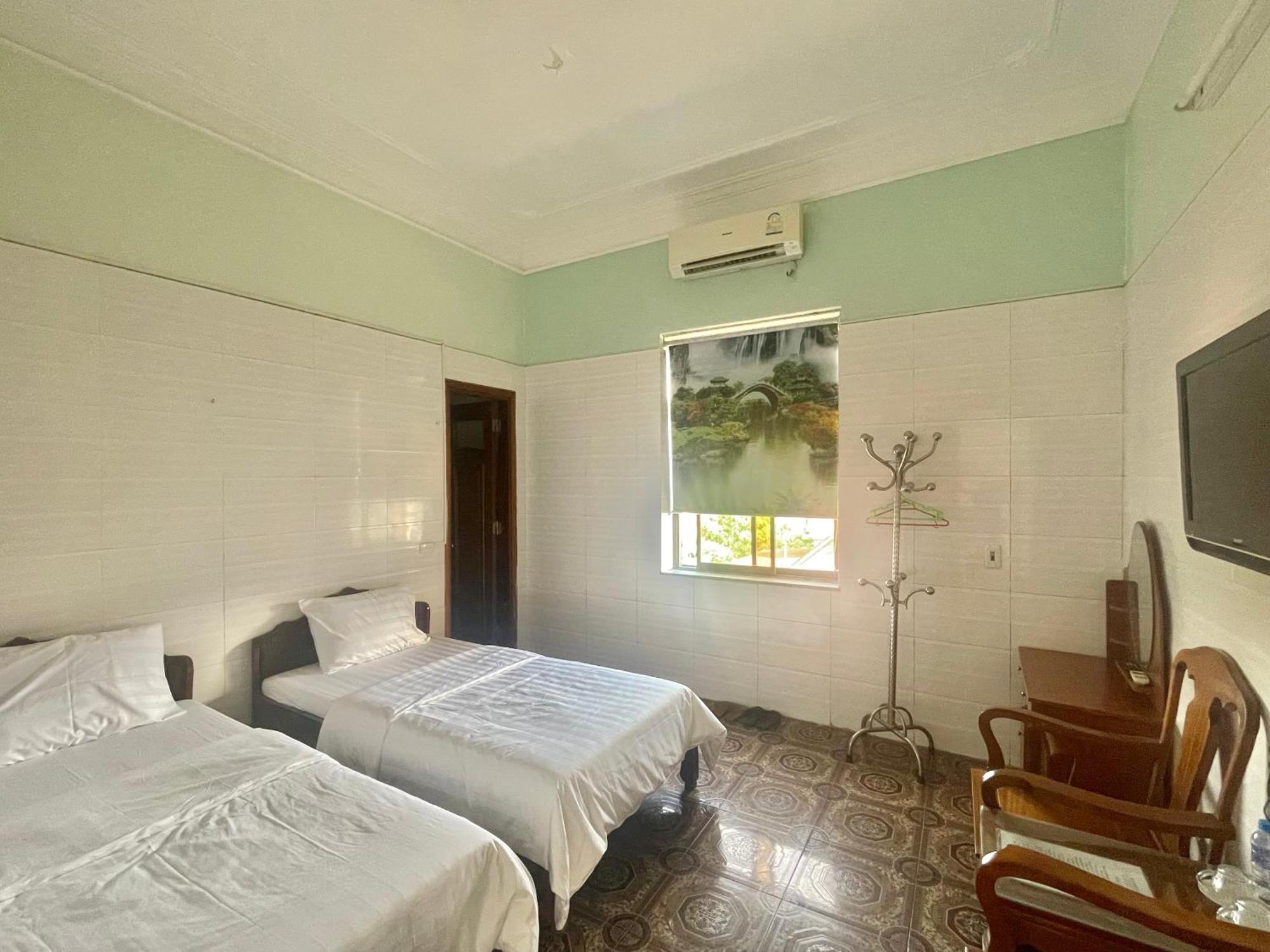 Bach Dai Dung Hotel Ha Tinh Exterior photo